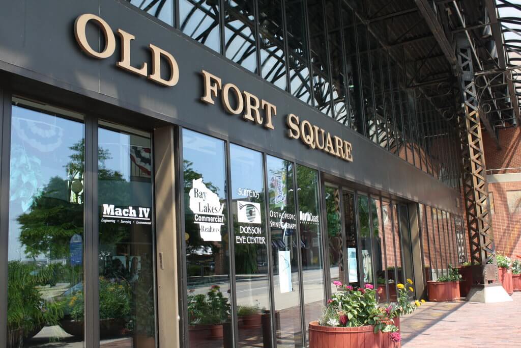 Building Front of Clinic in Green Bay